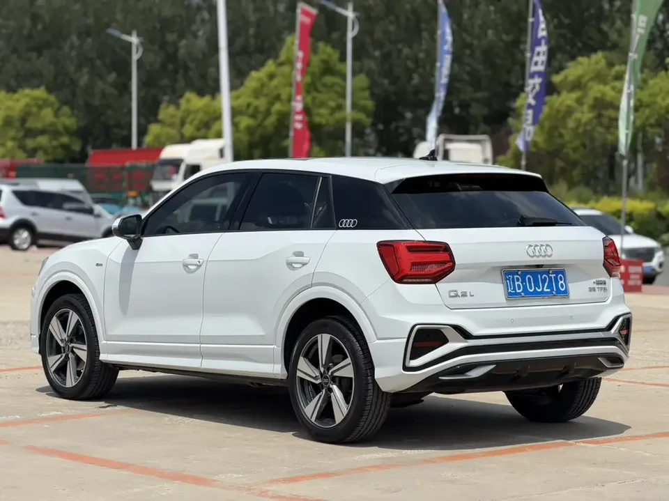 Audi Q2L Audi Q2L 2022 35 TFSI Luxury Dynamic 2022 — thumbnail 4