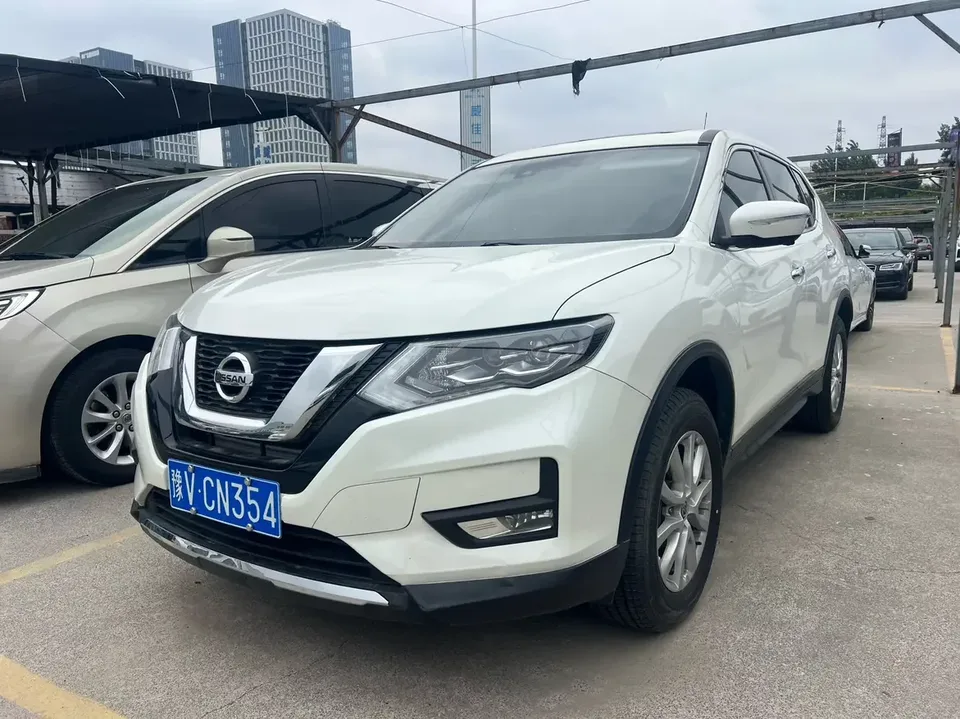 Nissan X-Trail Qijun 2022 2.0L 2WD Smart Link Premium Edition 2026 — photo 1, buy with delivery to Moscow