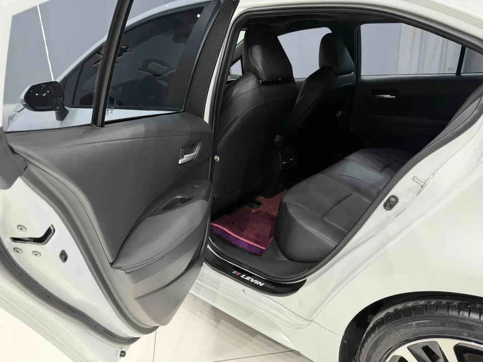 Toyota Levin Lei Ling 2022 185T CVT Sports Edition 2022 — thumbnail 5