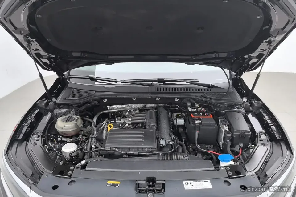 Volkswagen Passat Passat 2022 280TSI Business Edition 2022 — thumbnail 2