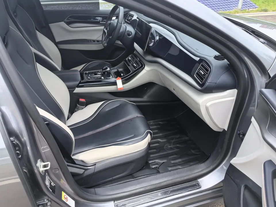 BYD Qin PLUS EV Qin PLUS EV 2021 400KM Luxury 2022 — thumbnail 4