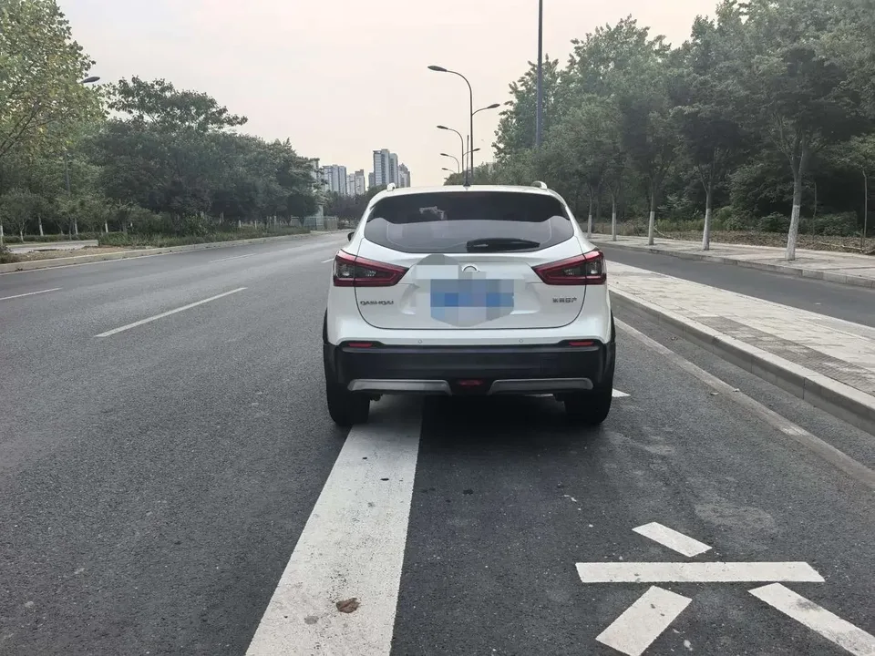 Nissan Qashqai Qashqai 2022 2.0L XV Prem. Deluxe Edition 2023 — миниатюра 2