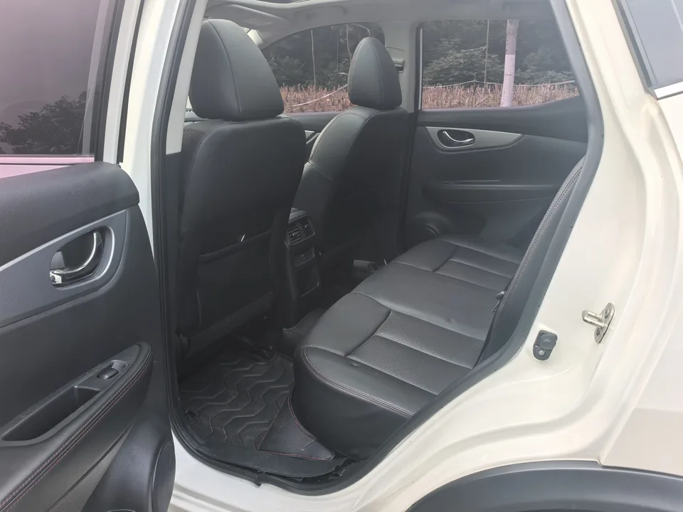 Nissan Qashqai Qashqai 2022 2.0L XV Prem. Deluxe Edition 2023 — миниатюра 3