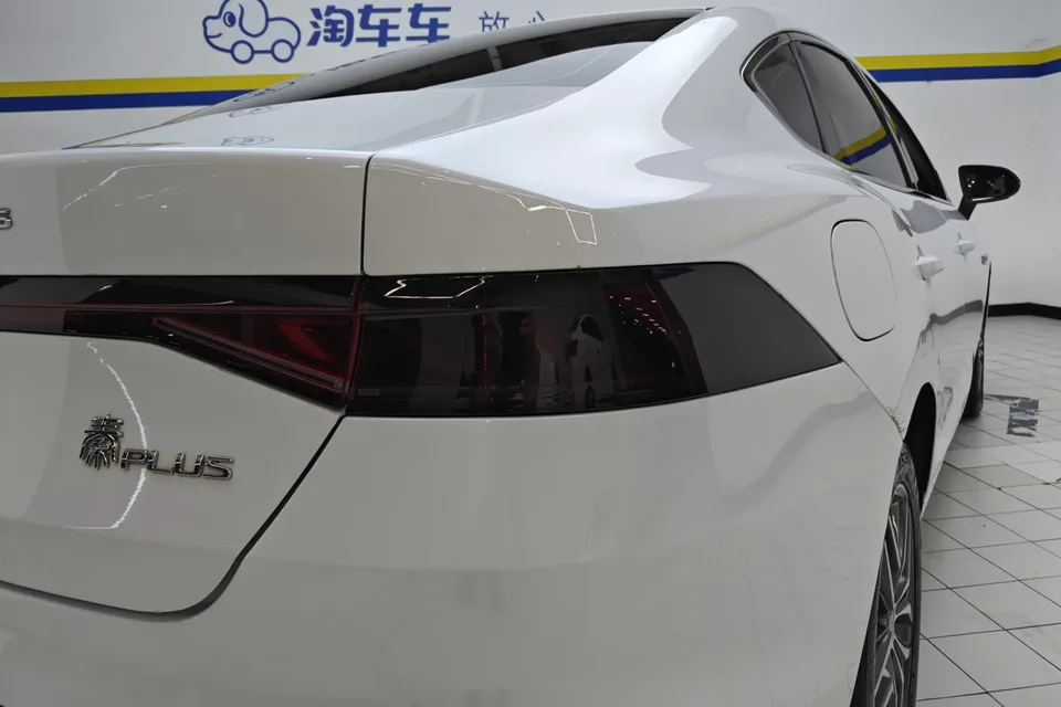 BYD Qin PLUS DM Qin PLUS DM 2023 DM-i Champion Edition 120KM Exceeding Type 2023 — миниатюра 3