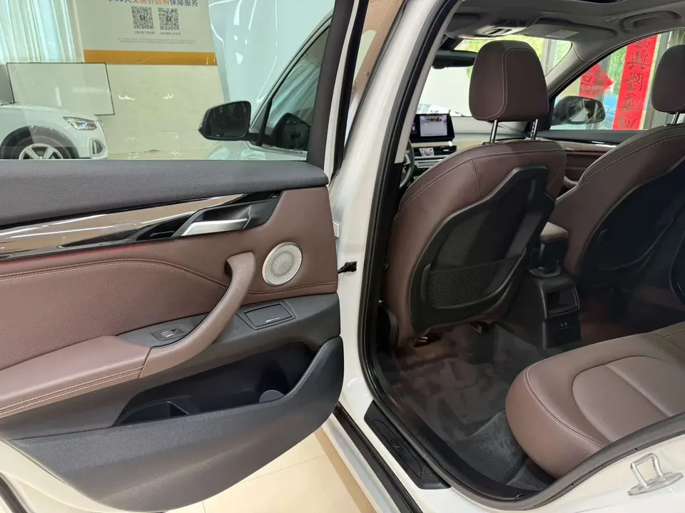 BMW X1 BMW X1 2022 sDrive20Li Fashion 2022 — thumbnail 3