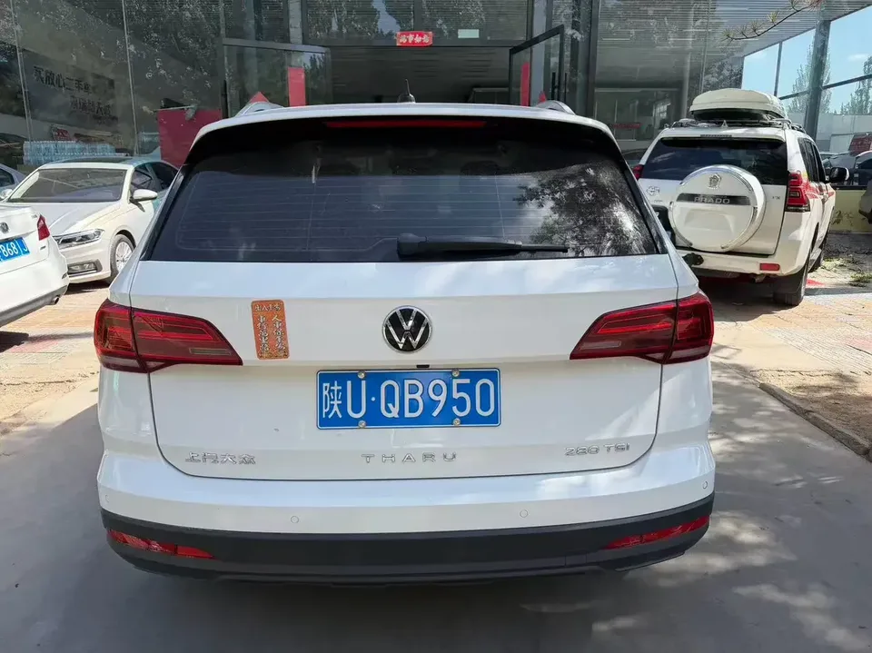 Volkswagen Tharu tuyue 2022 280TSI 2WD Fashion Edition 2022 — thumbnail 5