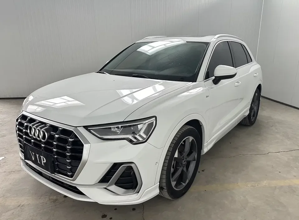 Audi Q3 Audi Q3 2023 35 TFSI Stylish Dynamic 2023 — photo 1, buy with delivery to Moscow