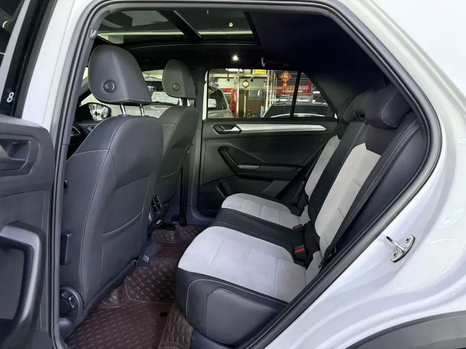 Volkswagen T-Roc TANG 2021 Modified 280TSI DSG 2WD R-Line Pro Smart Edition 2022 — миниатюра 5