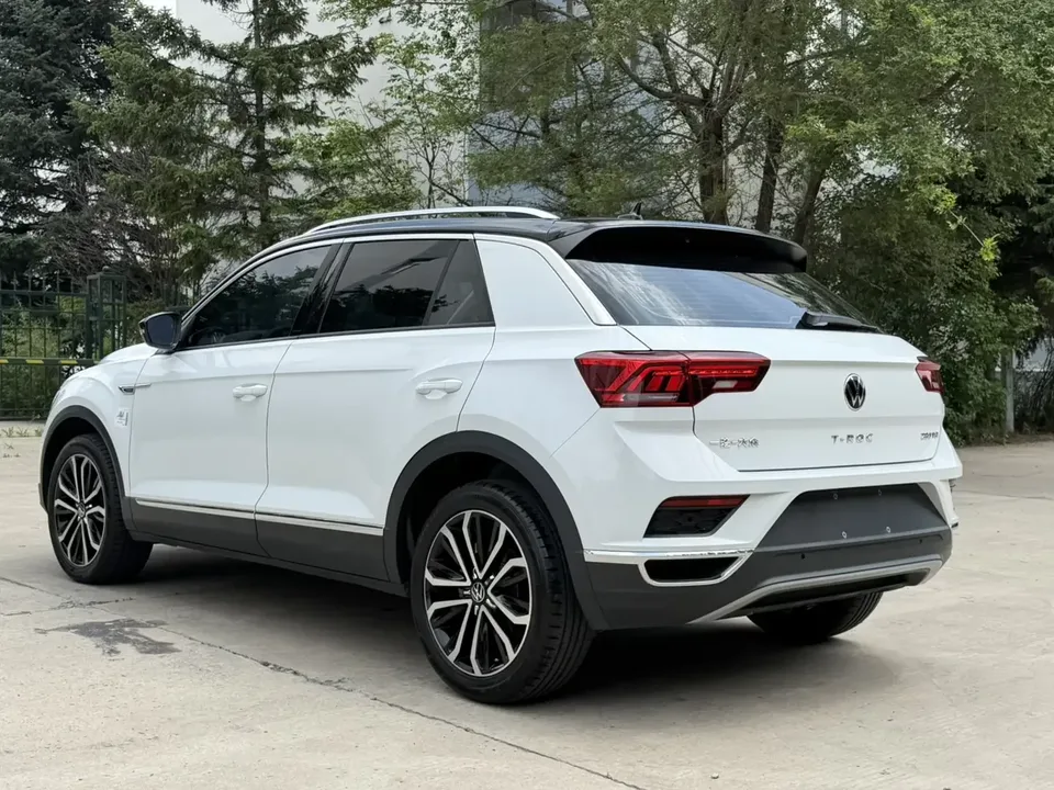 Volkswagen T-Roc TANG 2022 280TSI DSG 2WD Comfort PLUS 2022 — thumbnail 2