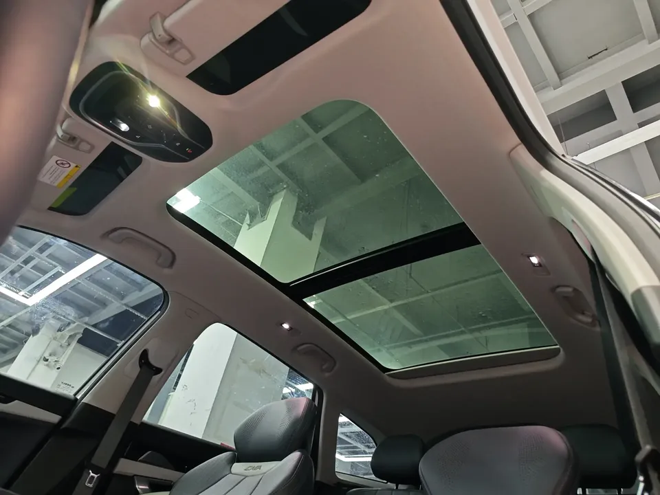 Geely Atlas L Boyue L 2024 1.5TD DCT Ultimate Edition 2024 — thumbnail 5