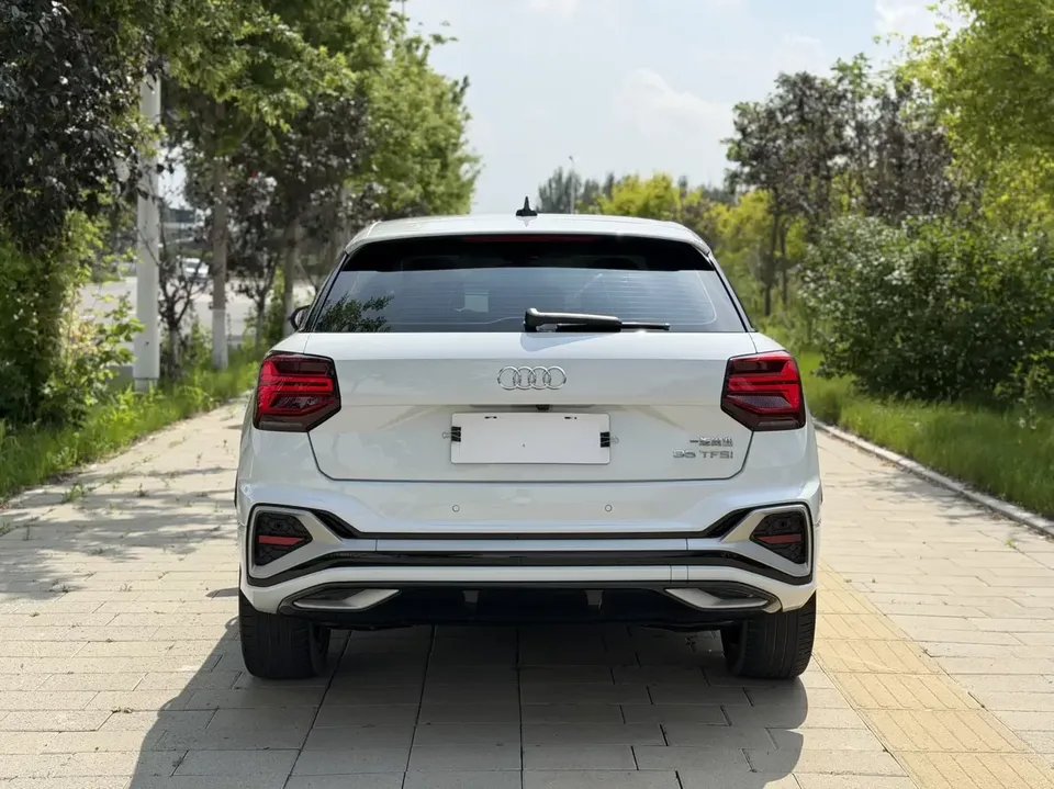 Audi Q2L Audi Q2L 2022 35 TFSI Stylish Dynamic 2022 — thumbnail 2
