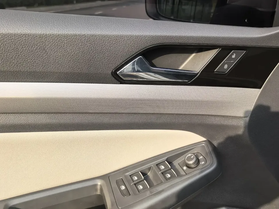 Volkswagen Bora Bora 2023 280TSI DSG Premium Edition 2023 — миниатюра 3