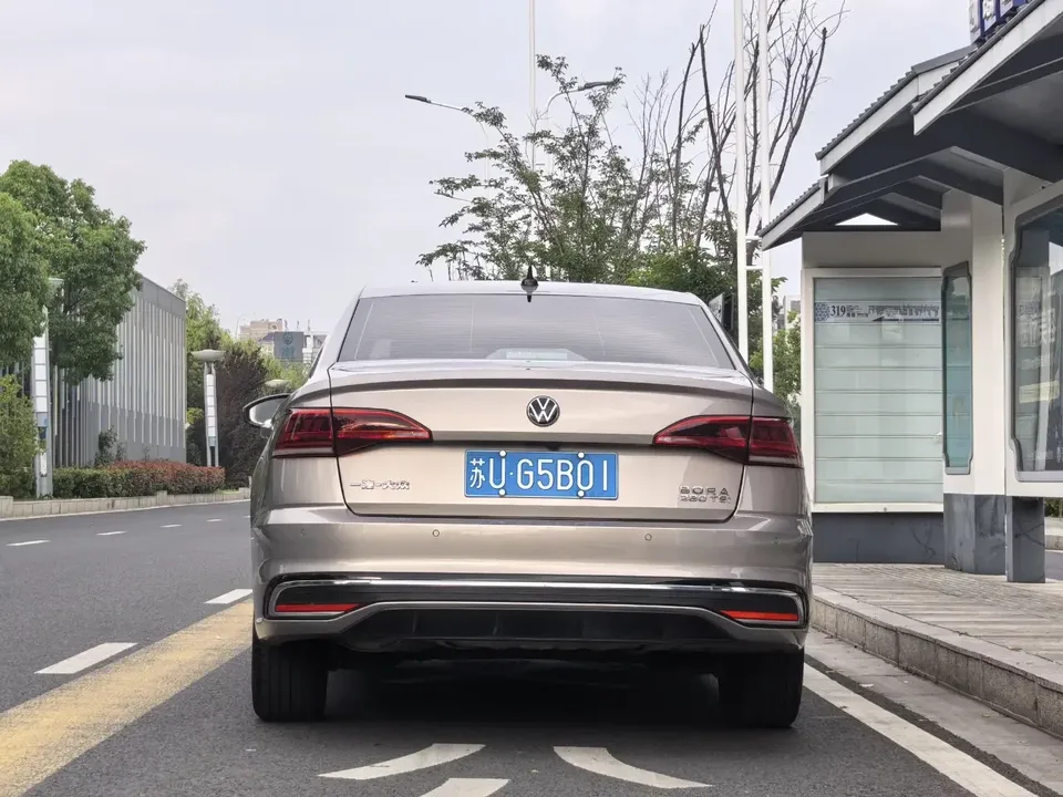 Volkswagen Bora Bora 2023 280TSI DSG Premium Edition 2023 — миниатюра 4