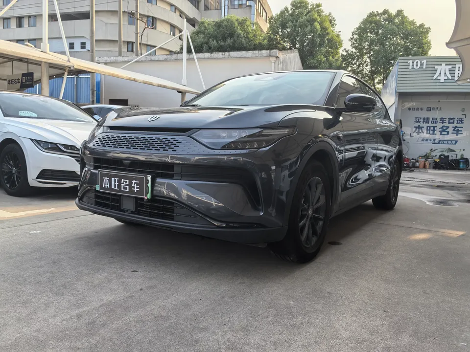 Leapmotor Zero running C11 Zero running C11 2023 Extended Range 180 Comfort Edition 2023 — photo 1, buy with delivery to Moscow