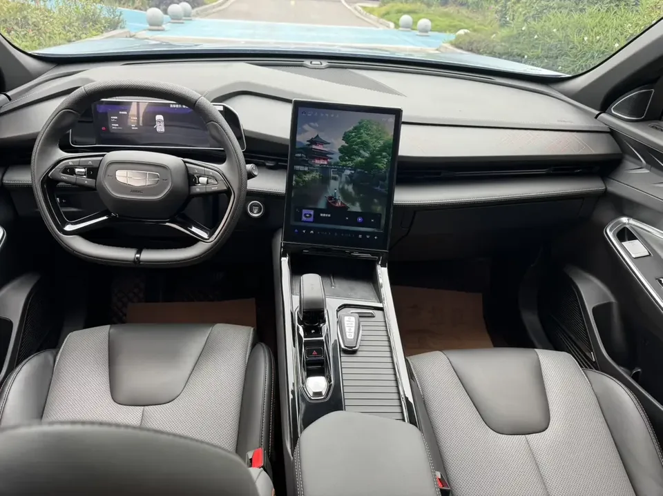 Geely Atlas Boyue 2023 Boyue COOL 1.5T Smart Edition 2023 — thumbnail 3