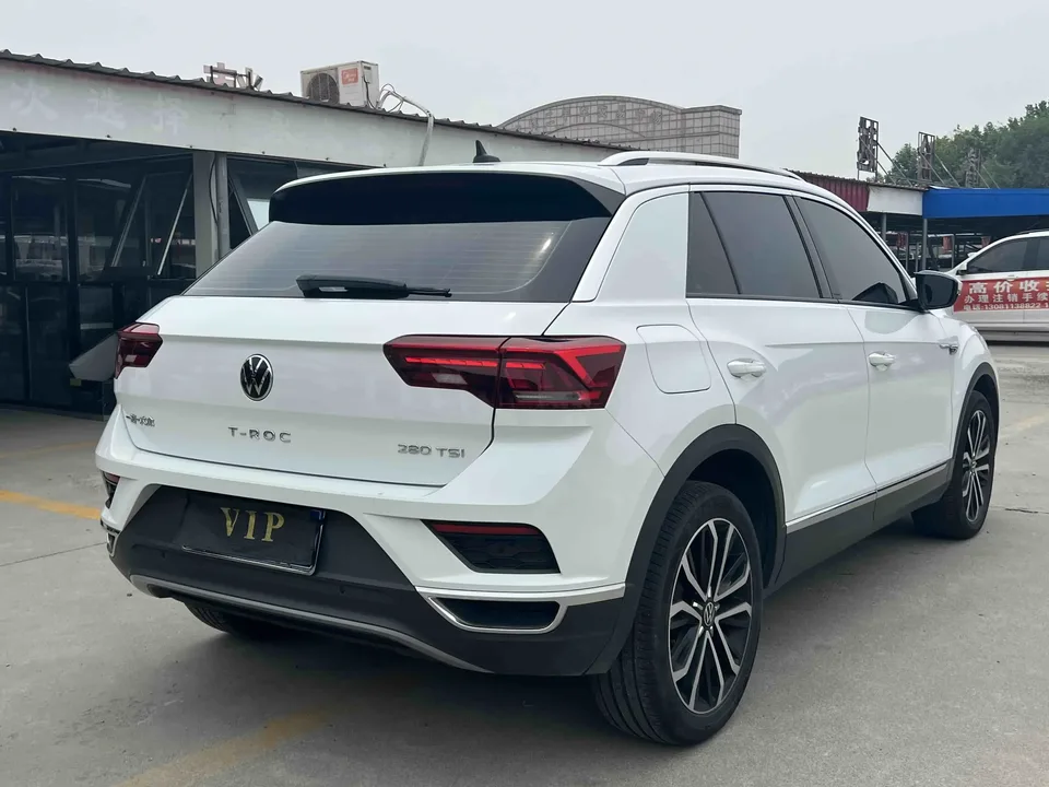 Volkswagen T-Roc TANG 2021 280TSI DSG 2WD Comfort Smart Edition 2022 — thumbnail 2