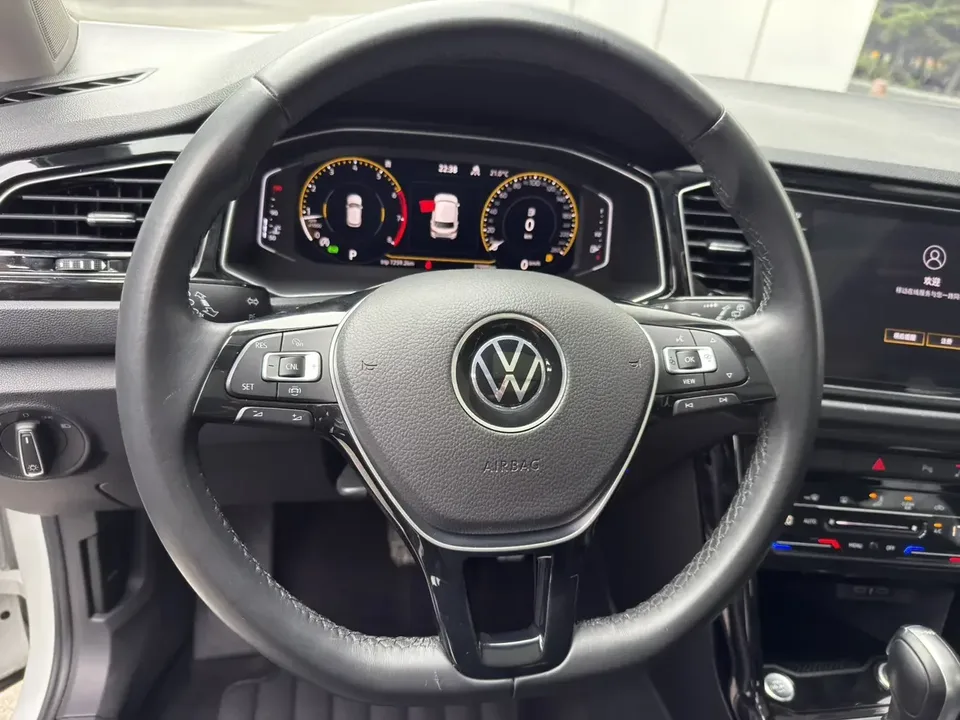 Volkswagen T-Roc TANG 2022 280TSI DSG 2WD Comfort PLUS 2023 — thumbnail 4
