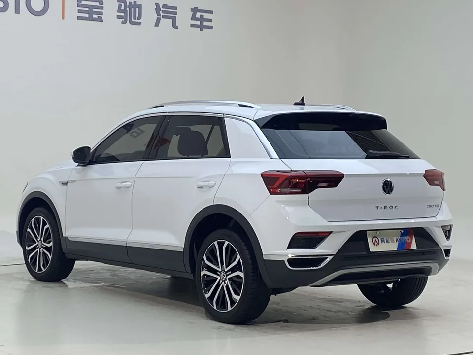 Volkswagen T-Roc TANG 2022 280TSI DSG 2WD Comfort PLUS 2023 — thumbnail 2