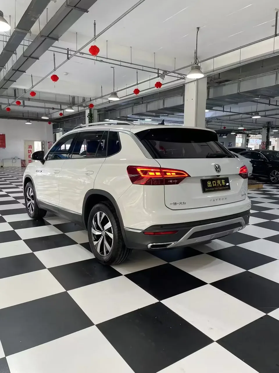 Volkswagen Tayron Tanyue 2022 280TSI 2WD Luxury Smart Edition 2022 — thumbnail 2