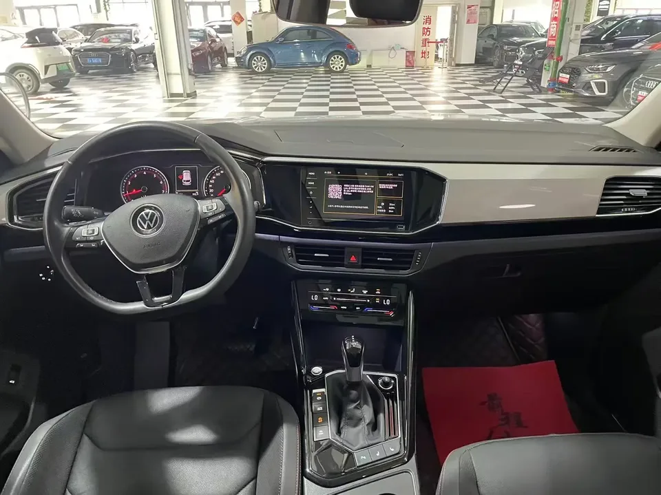 Volkswagen Tayron Tanyue 2022 280TSI 2WD Luxury Smart Edition 2022 — thumbnail 4