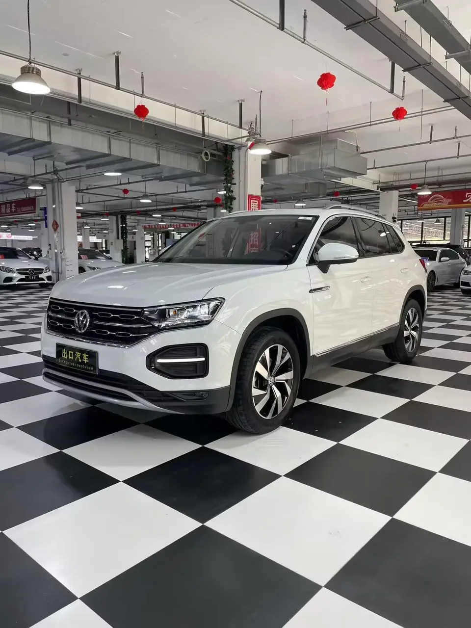 Volkswagen Tayron Tanyue 2022 280TSI 2WD Luxury Smart Edition 2022 — photo 1, buy with delivery to Moscow