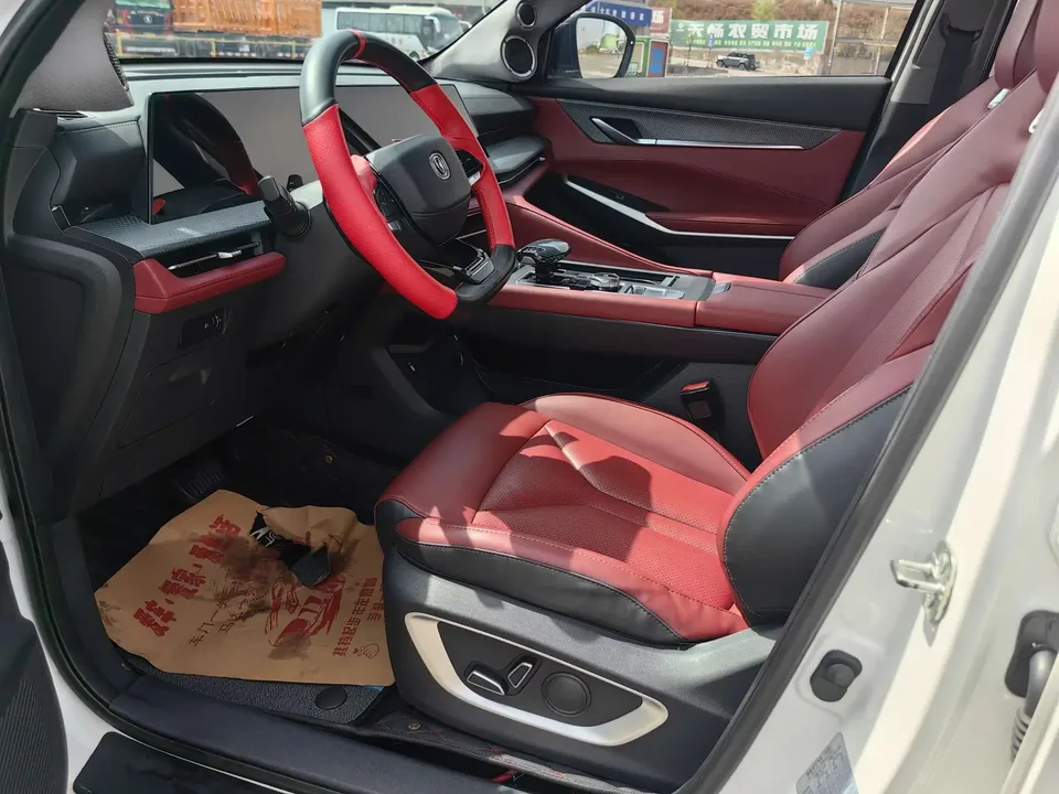 Changan CS75PLUS Changan CS75 PLUS 2022 1.5T Automatic Luxury 2023 — thumbnail 4