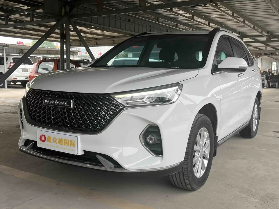 Haval M6 Haval M6 2021 PLUS 1.5T Manual Luxury Smart Connection 2022 — photo 1, buy with delivery to Moscow