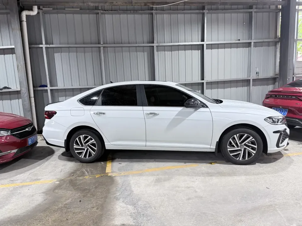 Volkswagen Lavida Lavida 2024 300TSI DSG Full Elegance Edition 2024 — thumbnail 4