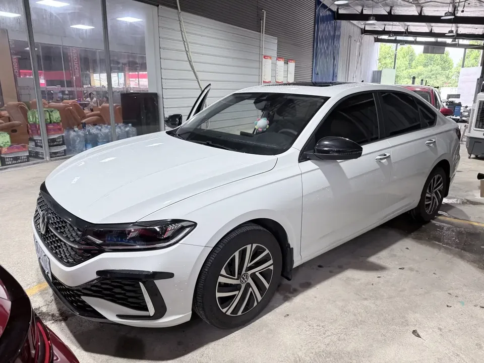 Volkswagen Lavida Lavida 2024 300TSI DSG Full Elegance Edition 2024 — photo 1, buy with delivery to Moscow
