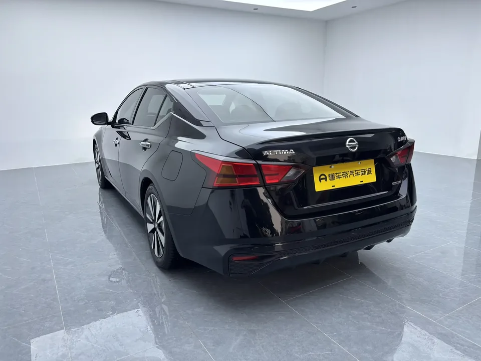 Nissan Altima Sound of nature 2021 2.0L XL Comfort Edition 2022 — thumbnail 2