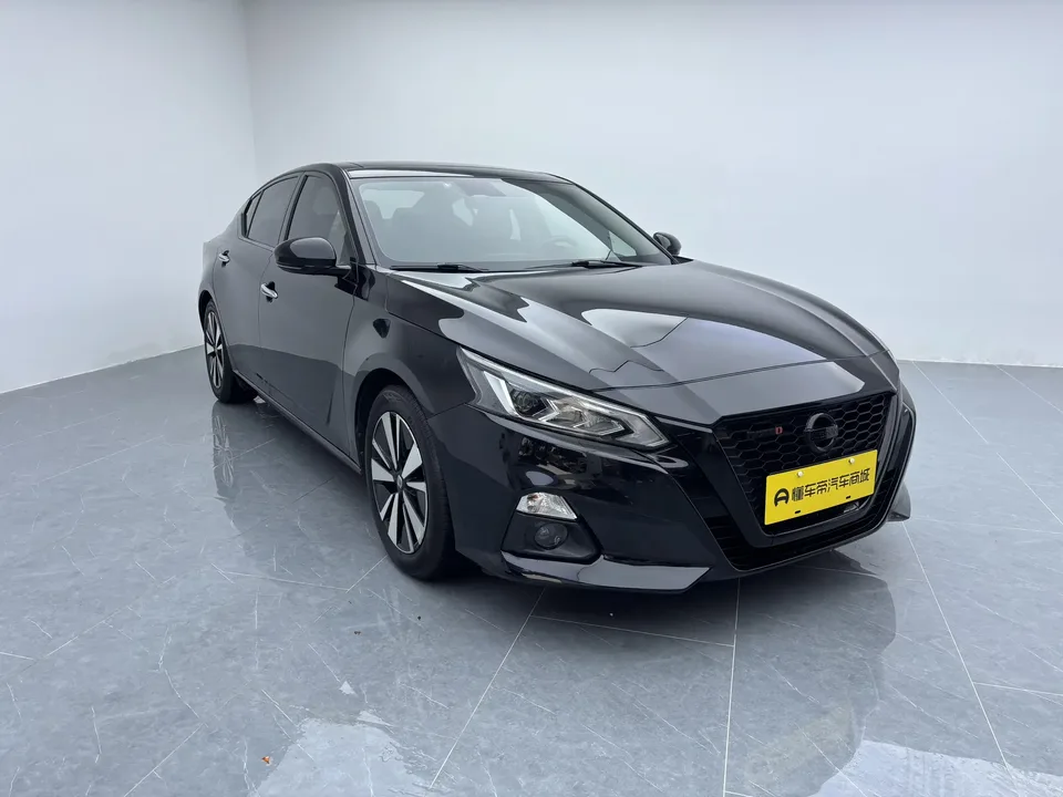 Nissan Altima Sound of nature 2021 2.0L XL Comfort Edition 2022 — thumbnail 3