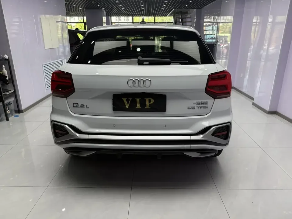Audi Q2L Audi Q2L 2022 35 TFSI Progressive Dynamic 2023 — thumbnail 2