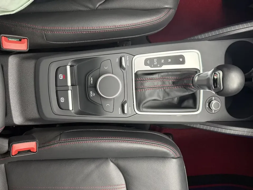 Audi Q2L Audi Q2L 2022 35 TFSI Progressive Dynamic 2023 — thumbnail 5