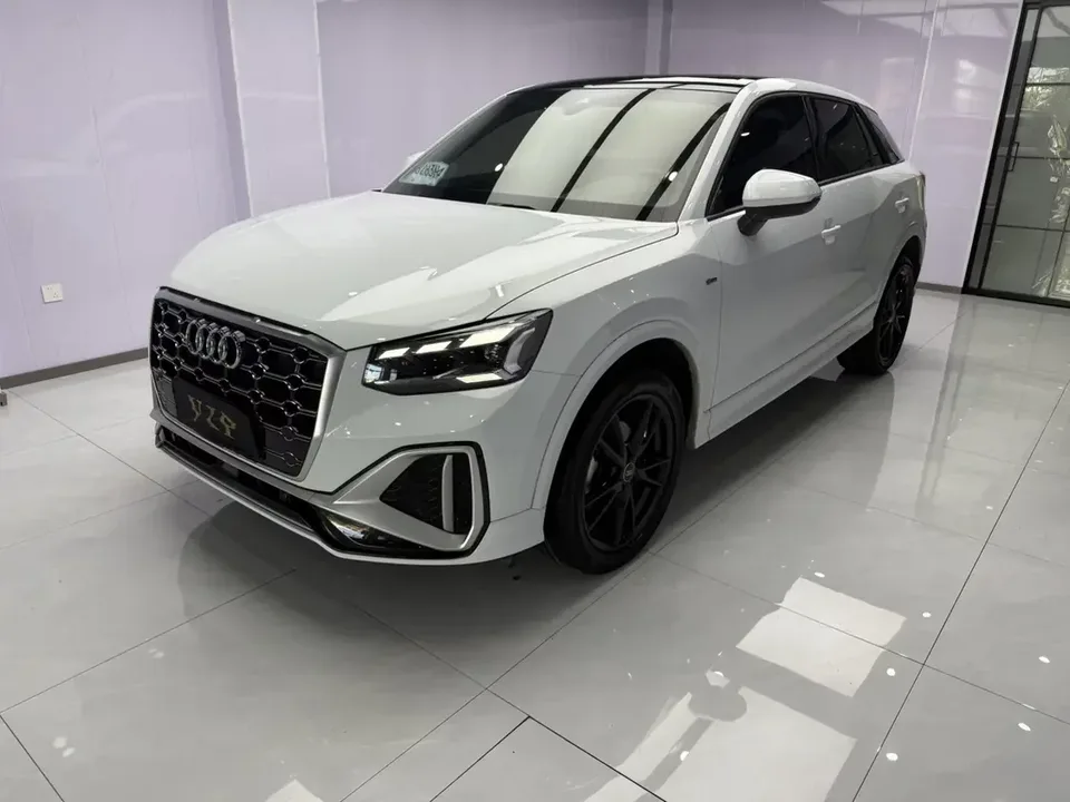 Audi Q2L Audi Q2L 2022 35 TFSI Progressive Dynamic 2023 — photo 1, buy with delivery to Moscow