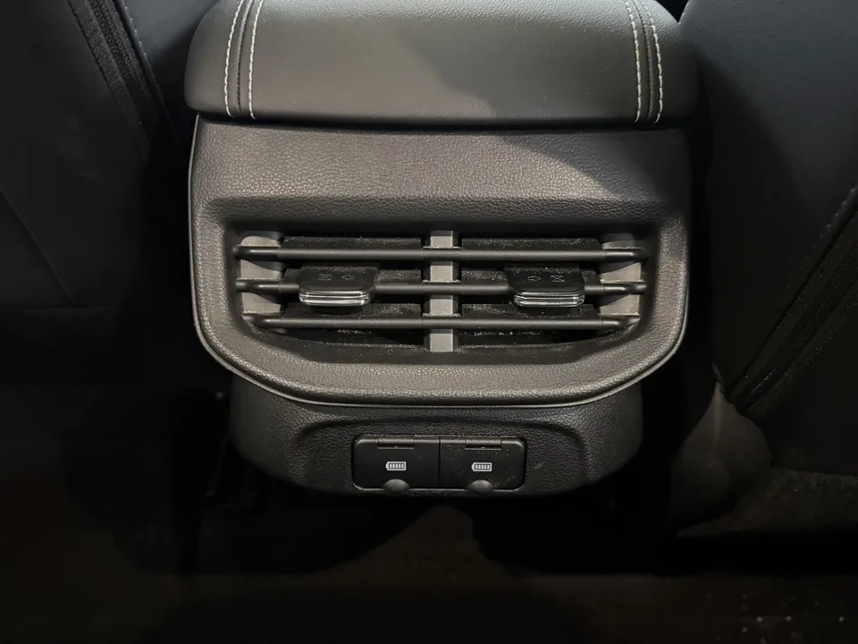 Haval H6 Haval H6 2022 The third generation 1.5T automatic two-wheel drive Max 2024 — thumbnail 3