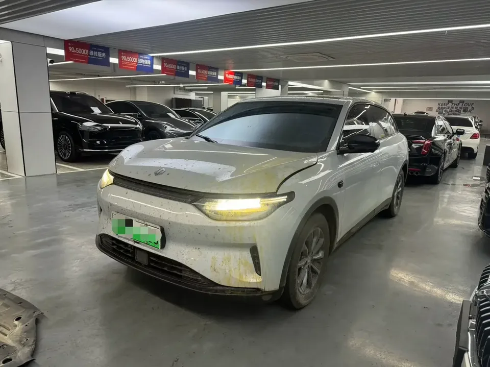 Leapmotor Zero running C11 Zero running C11 2023 500 Comfort Edition 2023 — photo 1, buy with delivery to Moscow