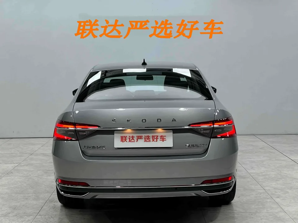 Skoda Superb Speedy 2023 Modified TSI280 DSG Premium Edition 2024 — thumbnail 2
