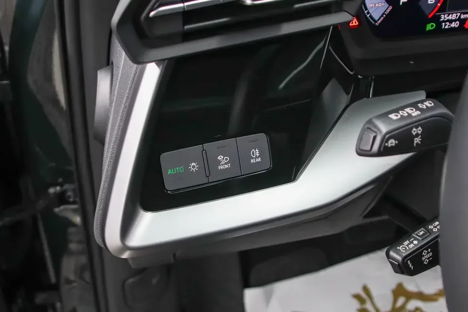 Audi A3 Audi A3 2022 Sportback 35 TFSI Stylish and sporty 2022 — thumbnail 5