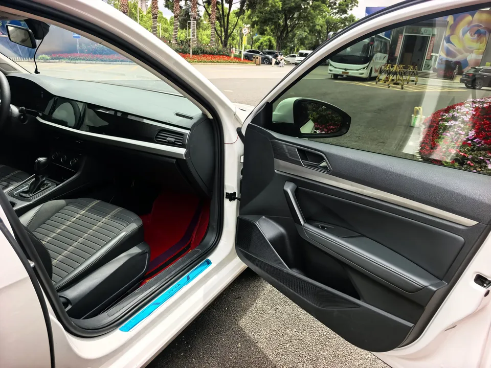 Volkswagen Lavida Lavida 2022 280TSI DSG Comfort Edition 2023 — thumbnail 4
