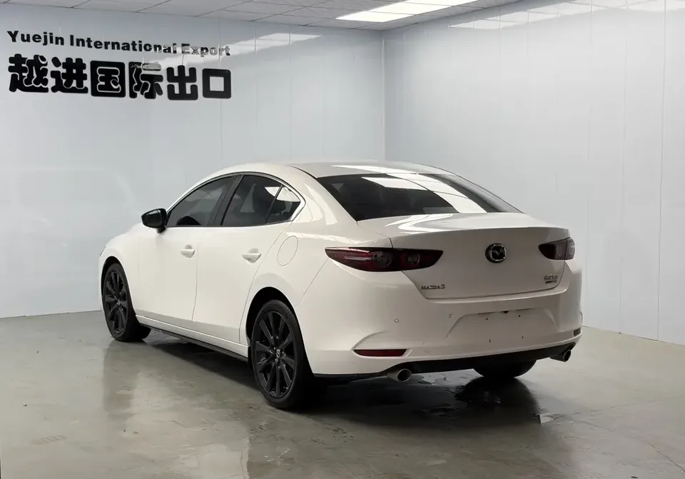 Mazda Axela Mazda3 Angkesela 2022 2.0L Automatic Quality Edition 2022 — thumbnail 4