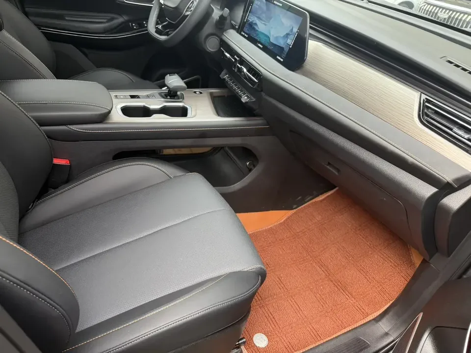 Changan X7 PLUS Changan X7 PLUS 2024 1.5T DCT Premium 7-seater 2025 — thumbnail 3