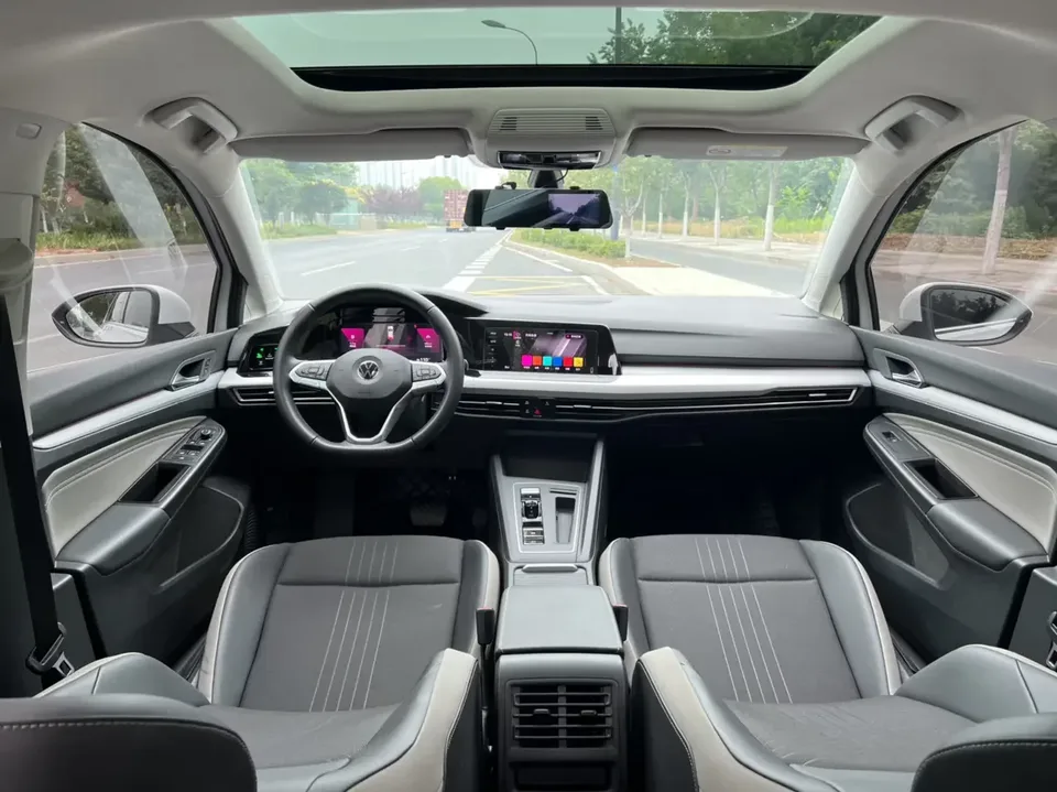 Volkswagen Golf golf 2021 280TSI DSG 30th Anniversary Edition 2022 — thumbnail 4