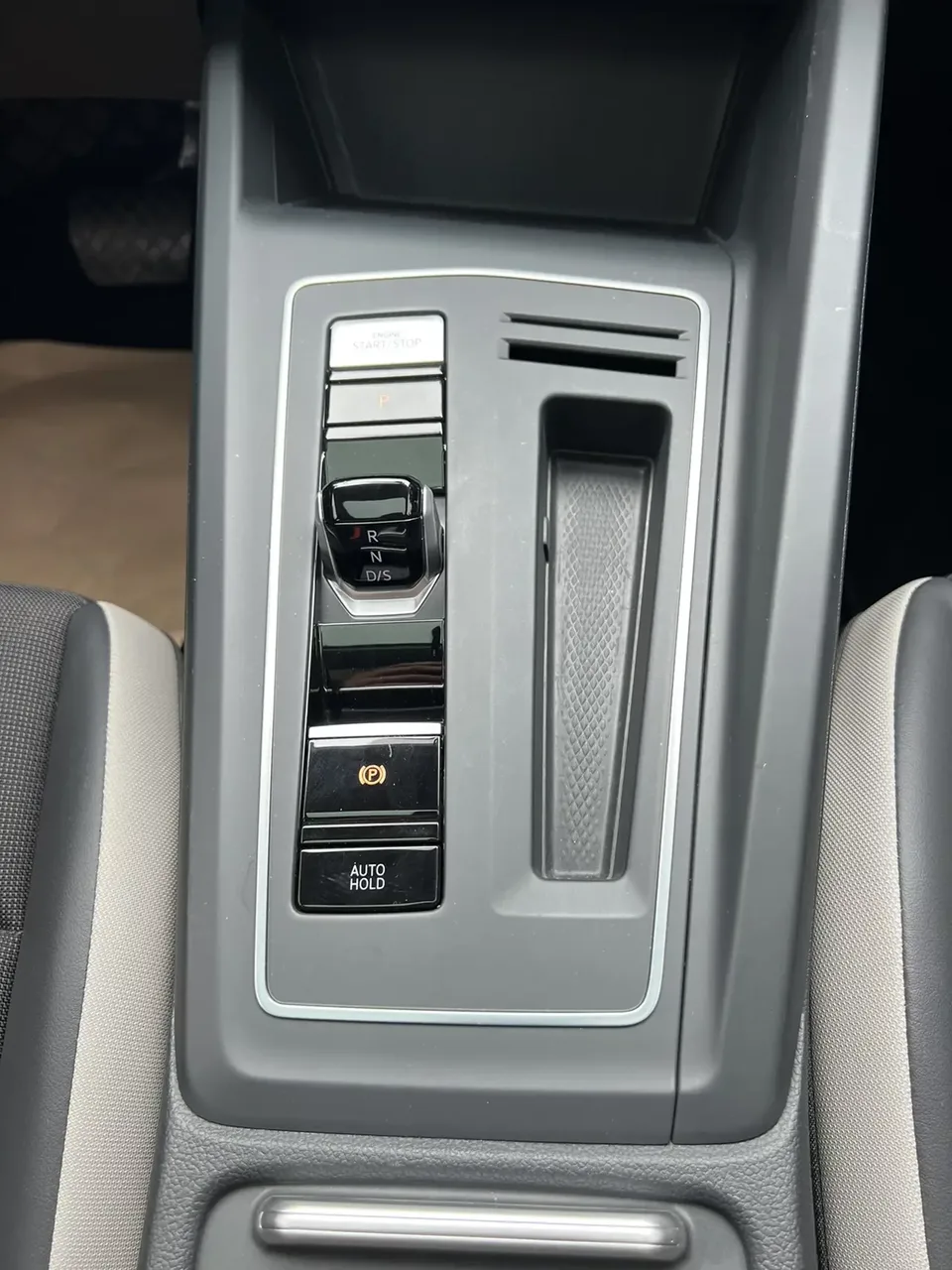 Volkswagen Golf golf 2021 280TSI DSG 30th Anniversary Edition 2022 — thumbnail 5