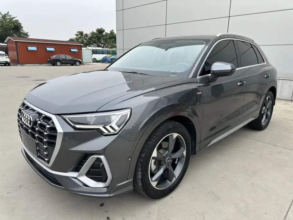 Audi Q3 Audi Q3 2022 35 TFSI Stylish Dynamic 2022 — photo 1, buy with delivery to Moscow