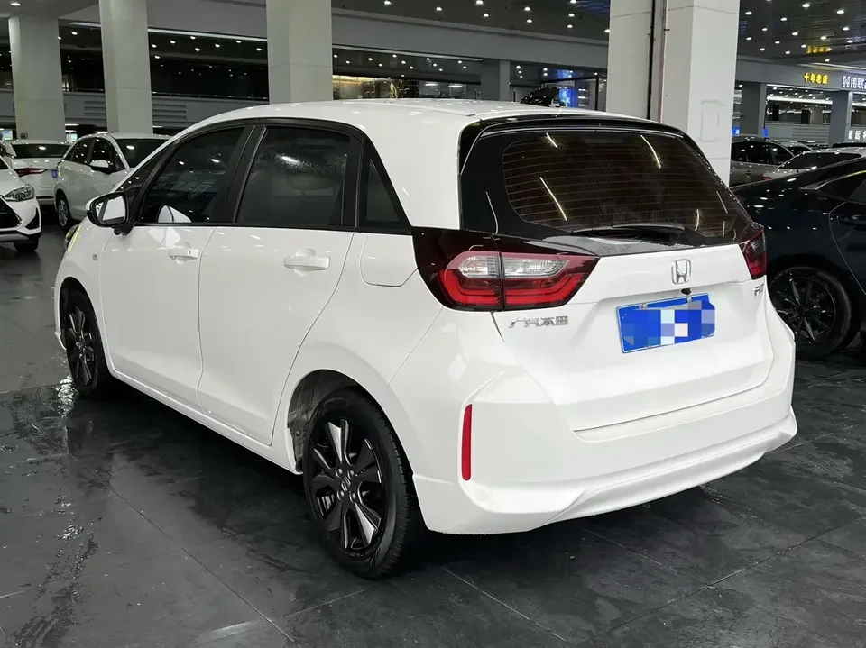 Honda FIT Fit 2022 1.5L CVT Trendy Sunroof Edition 2022 — thumbnail 4