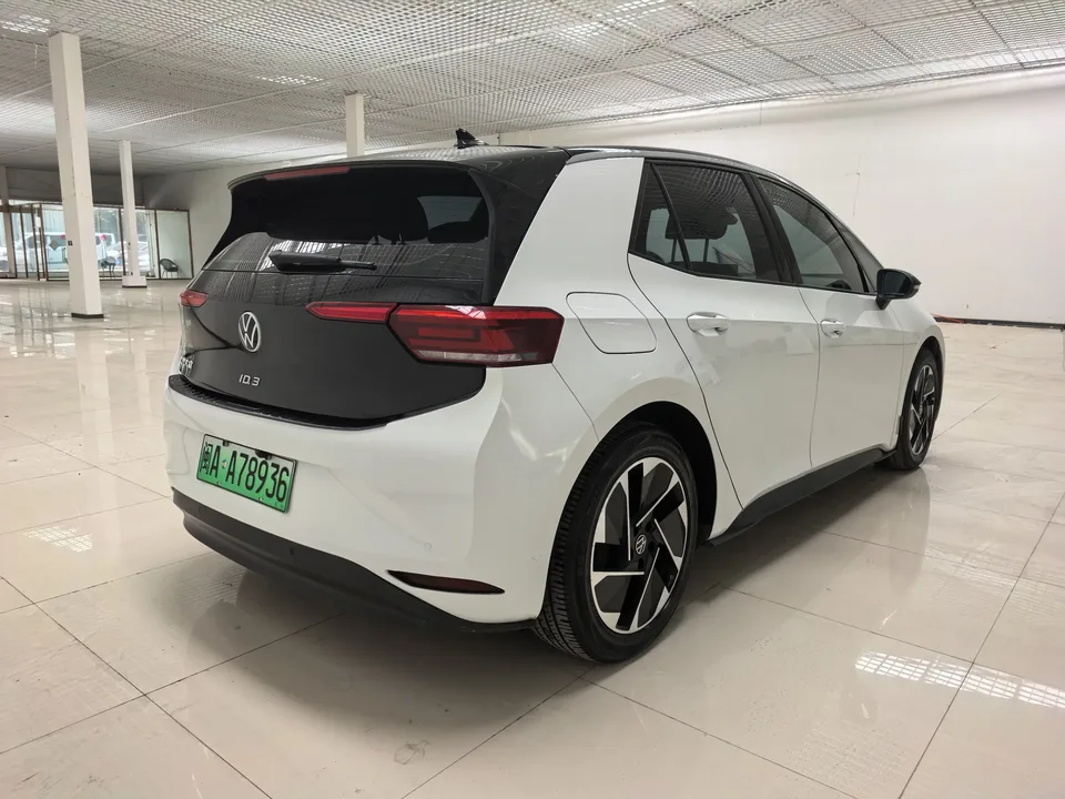 Volkswagen ID.3 Volkswagen ID.3 2023 Upgraded Pure Smart Edition 2024 — thumbnail 2