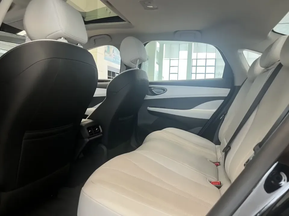 BYD Seal 05DM Seal 05DM 2025 DM-i 120KM flagship version 2025 — thumbnail 4
