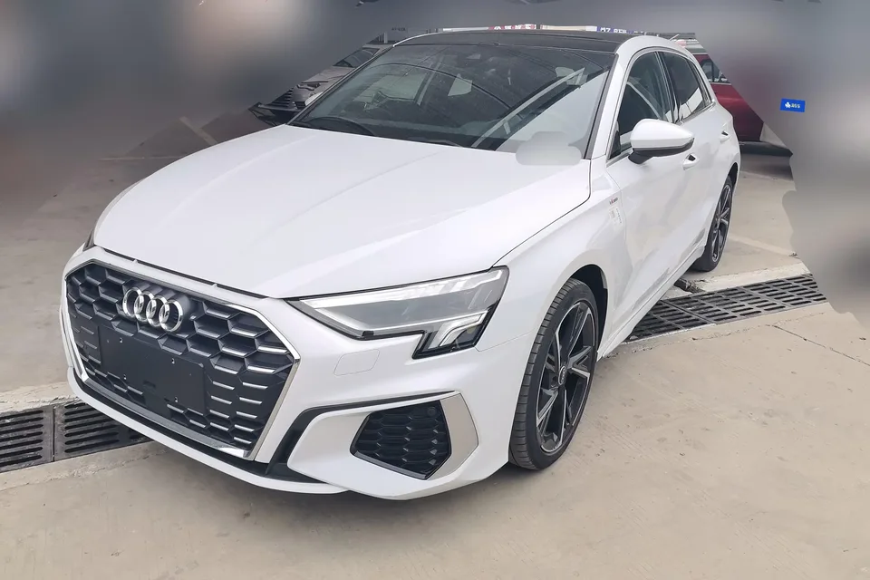 Audi A3 Audi A3 2024 Sportback 35 TFSI Stylish and sporty 2024 — photo 1, buy with delivery to Moscow