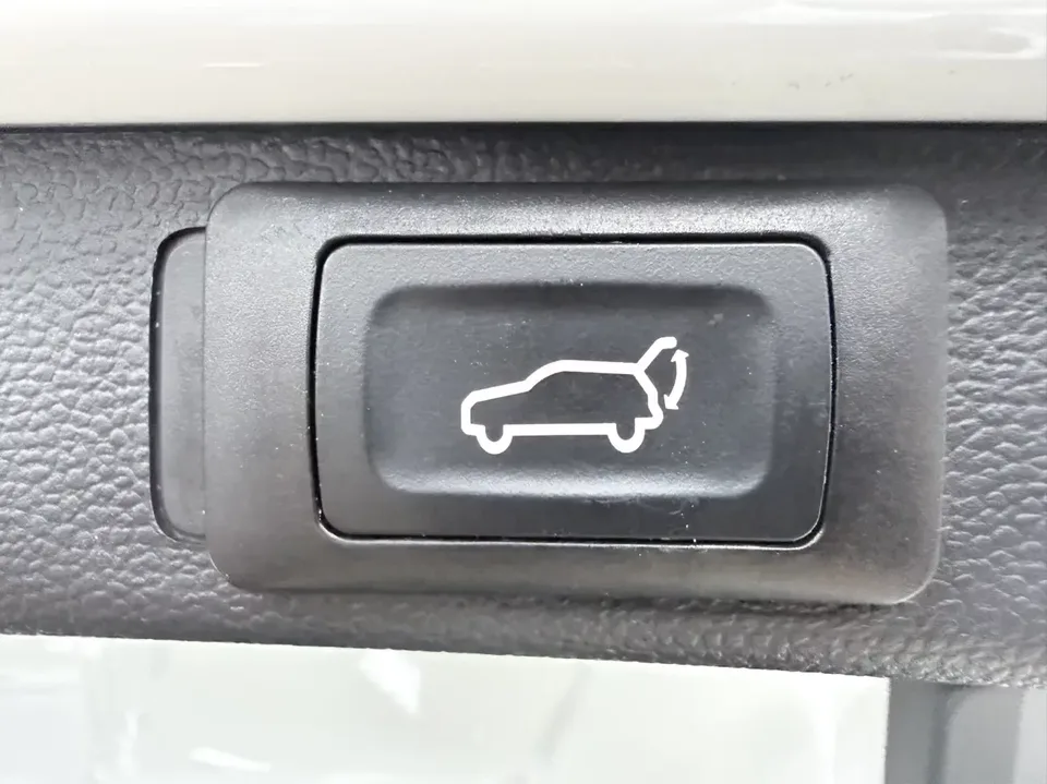 Volkswagen Sagitar Sagitar 2023 280TSI DSG Beyond Edition Plus 2022 — thumbnail 4