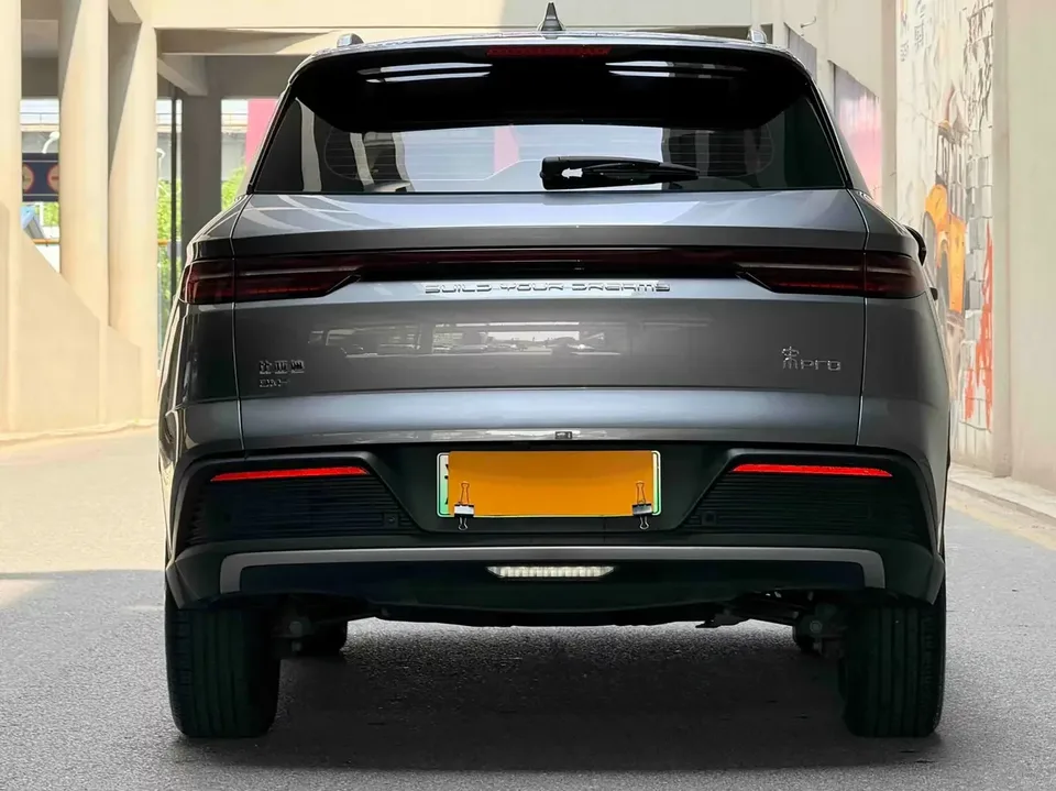 BYD Song Pro DM Song Pro DM 2024 DM-i Honor Edition 71km Pilot Edition 2025 — thumbnail 2